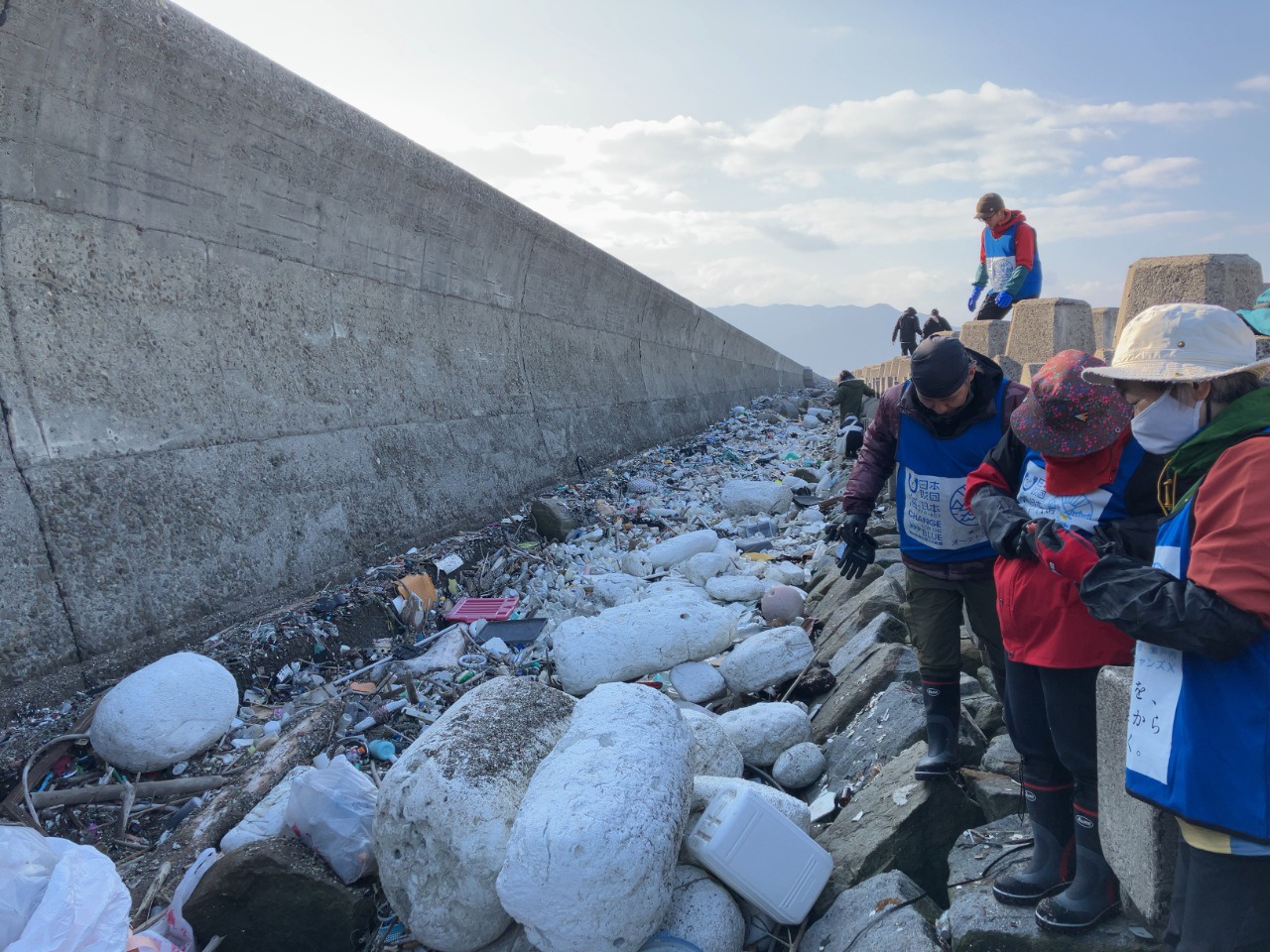 香川　海ごみホットスポット　クリーンアップ　かがわガイド協会